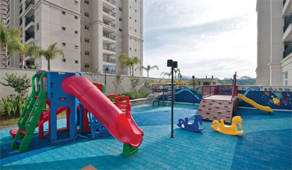 Apartamento à venda com 4 quartos, sendo 1 suíte, em Jardim Flor da Montanha, Guarulhos, SP