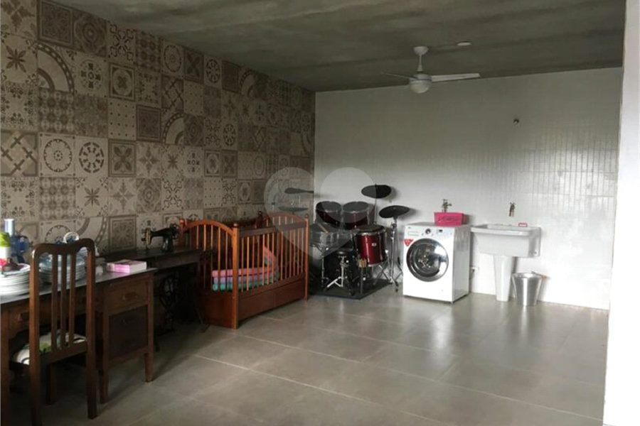 Casa à venda com 4 quartos, sendo 1 suíte, em Vila Machado, Mairiporã, SP