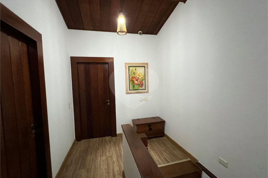 Sobrado à venda com 4 suítes em Horto Florestal, São Paulo, SP