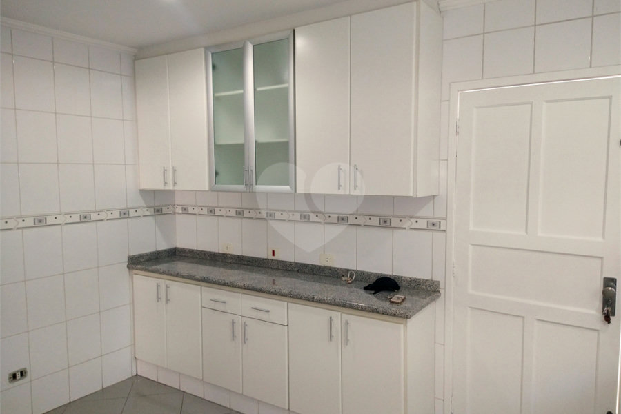Sobrado à venda com 3 quartos em Santana, São Paulo, SP