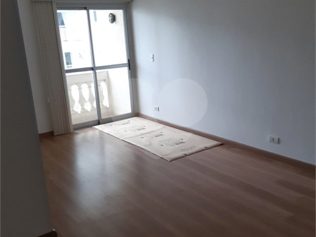 Apartamento à venda com 2 quartos em Vila Guarani, São Paulo, SP