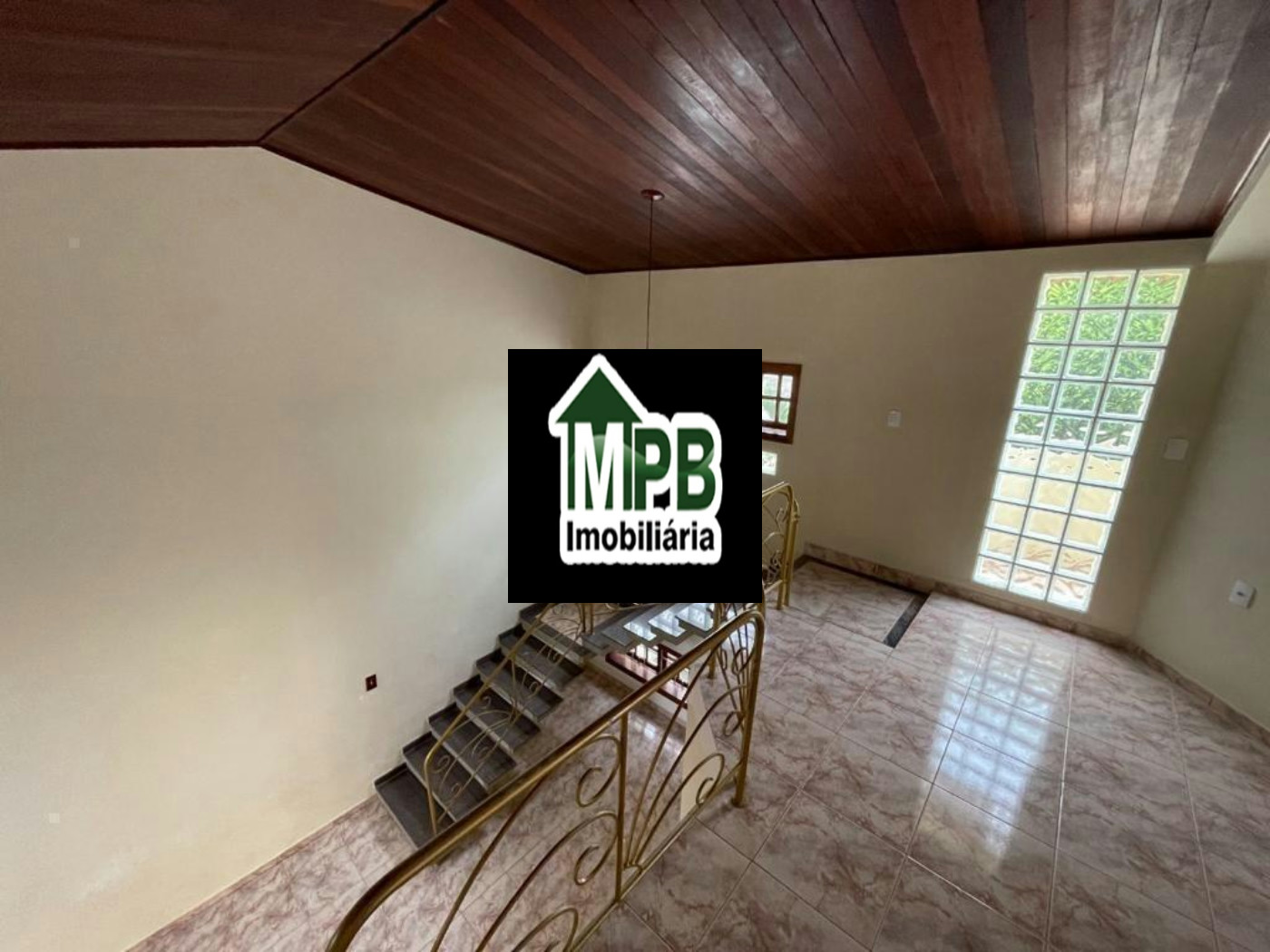 Sobrado à venda com 3 quartos, sendo 1 suíte, em Jardim Refúgio, Sorocaba, SP