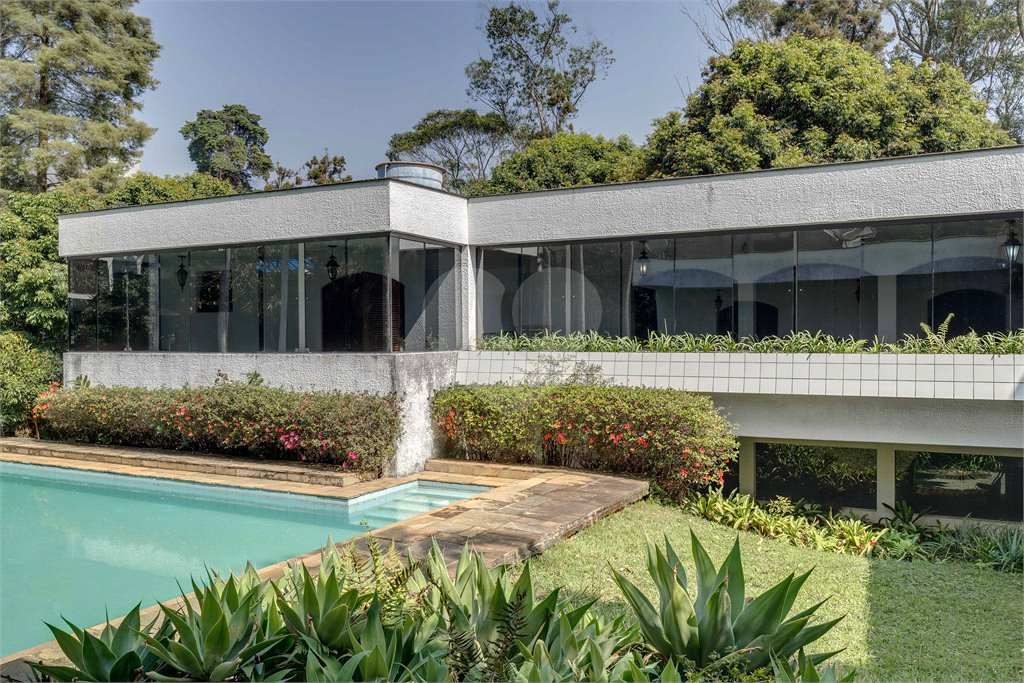 Casa à venda com 4 suítes no condomínio Chácara Flora, São Paulo - SP