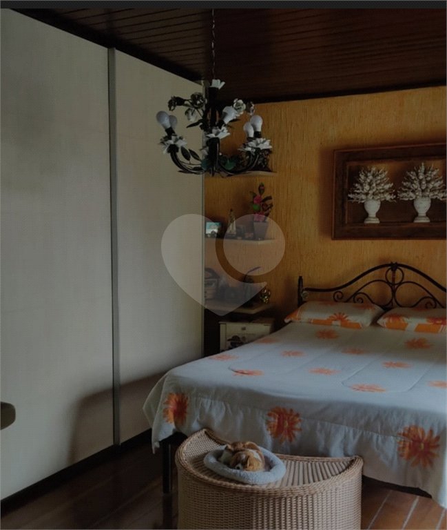 Sobrado à venda com 3 quartos, sendo 1 suíte, em Esplanada do Carmo, Jarinu, SP