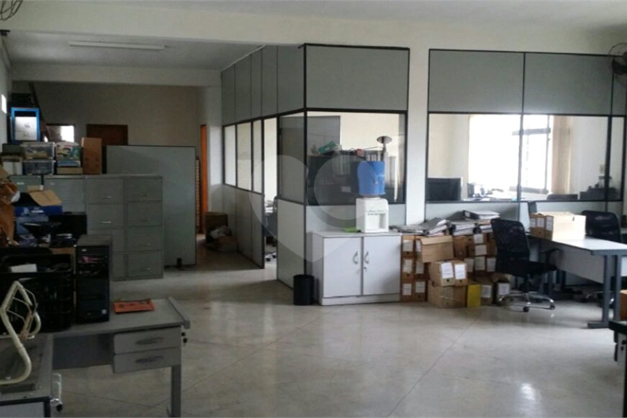 Prédio à venda em Bom Retiro, São Paulo, SP
