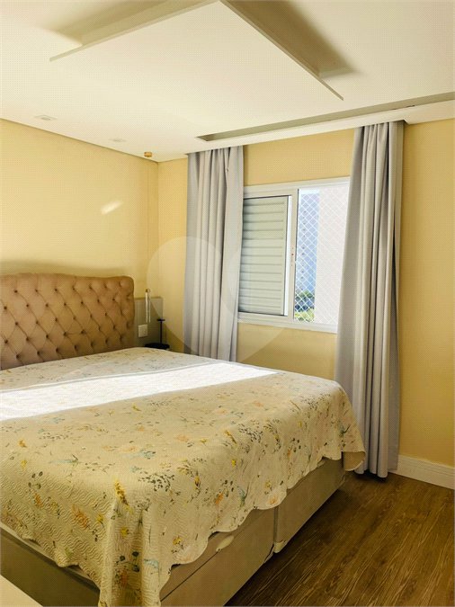 Apartamento à venda com 3 quartos, sendo 1 suíte,  em Vila Suissa, Mogi das Cruzes, SP