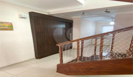 Casa à venda com 3 quartos, sendo 1 suíte,  no condomínio Residencial Green Village, Indaiatuba - SP