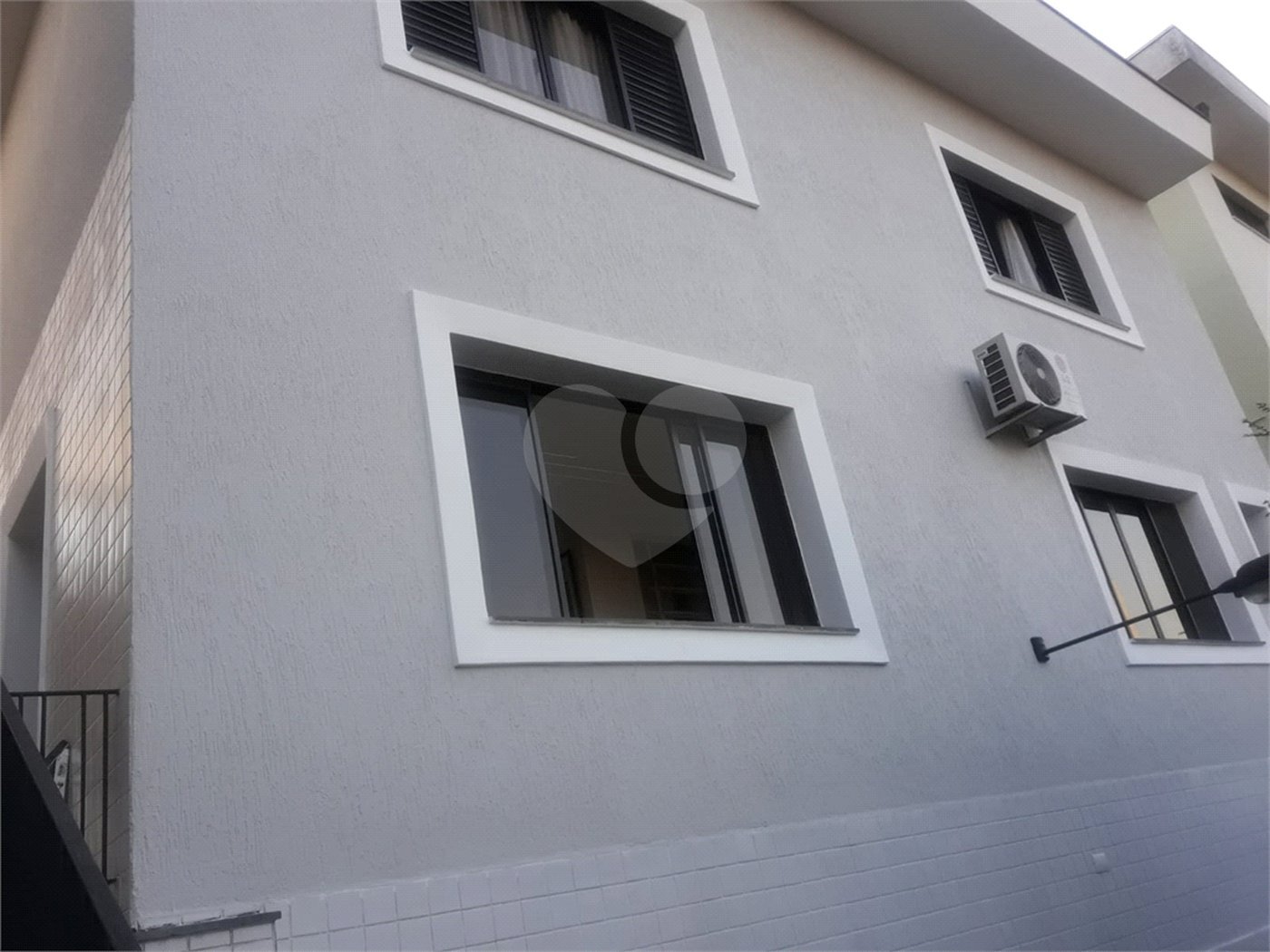Sobrado à venda com 3 quartos, sendo 1 suíte,  em Vila Paulicéia, São Paulo, SP