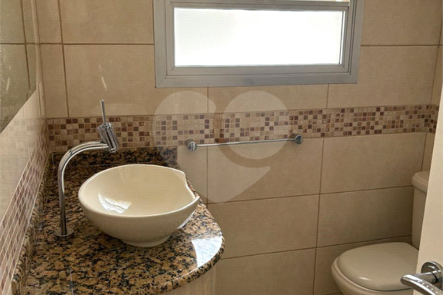 Sobrado à venda com 3 quartos em Santana, São Paulo, SP