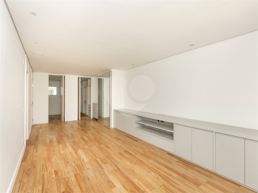 Casa com 4 quartos a venda Vila Nova Conceição, São Paulo - SP