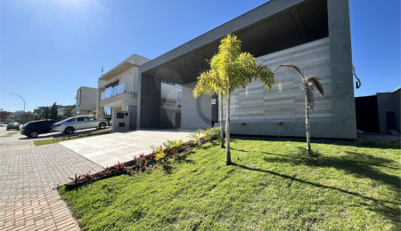 Casa à venda com 4 suítes no condomínio Alphaville Nova Esplanada 3, Votorantim - SP