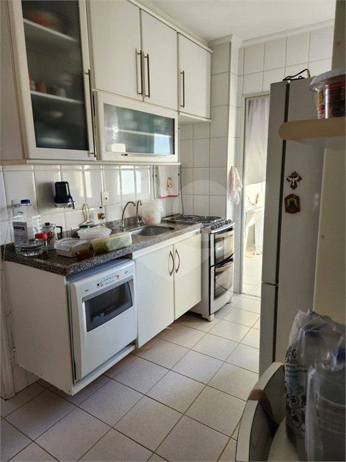 Apartamento à venda com 3 quartos, sendo 1 suíte,  em Vila Monumento, São Paulo, SP
