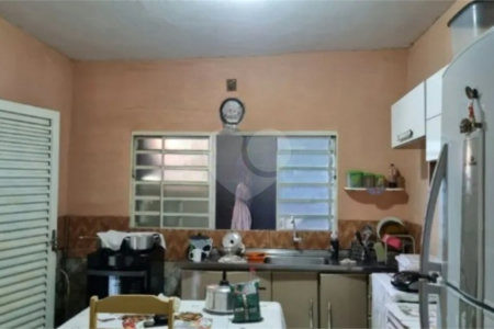 Casa à venda com 3 quartos em Residencial Azulville II, Matão, SP