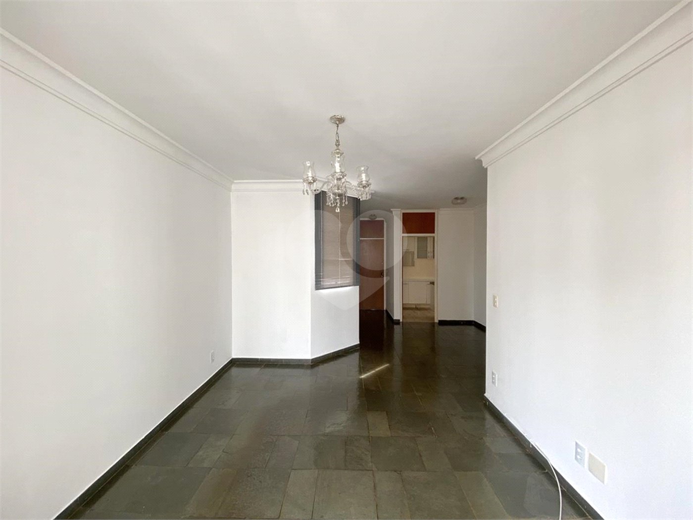 Apartamento à venda com 2 quartos, sendo 1 suíte, no Centro, Ribeirão Preto, SP