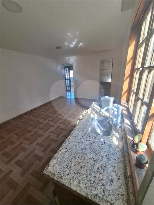 Casa para alugar com 4 quartos em Campo Grande, Rio de Janeiro, RJ