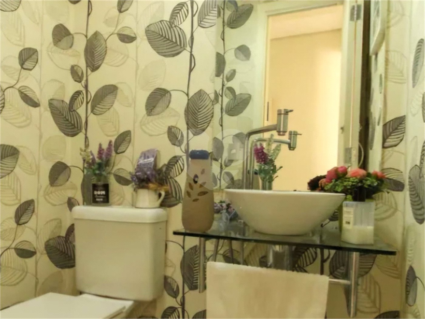 Apartamento à venda com 3 quartos, sendo 1 suíte,  em Santana, São Paulo, SP