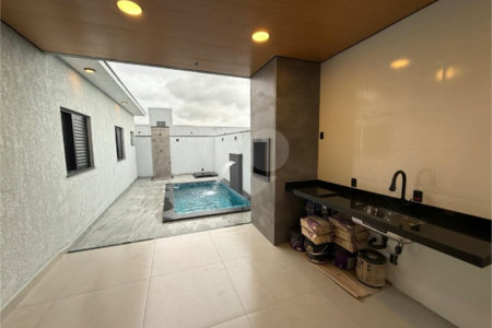 Casa à venda com 3 quartos, sendo 1 suíte, no condomínio Jardim Residencial Villagio Ipanema I, Sorocaba - SP