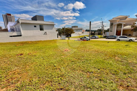 Terreno à venda no condomínio Colinas do Sol, Sorocaba - SP