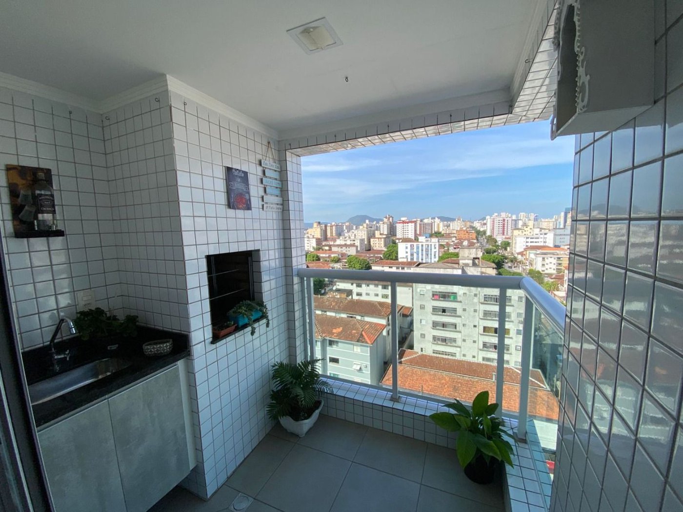 Apartamento à Venda no Embaré – Santos | 74 m² | 2 Dormitórios (1 Suíte) | Varanda Gourmet | Lazer Completo
