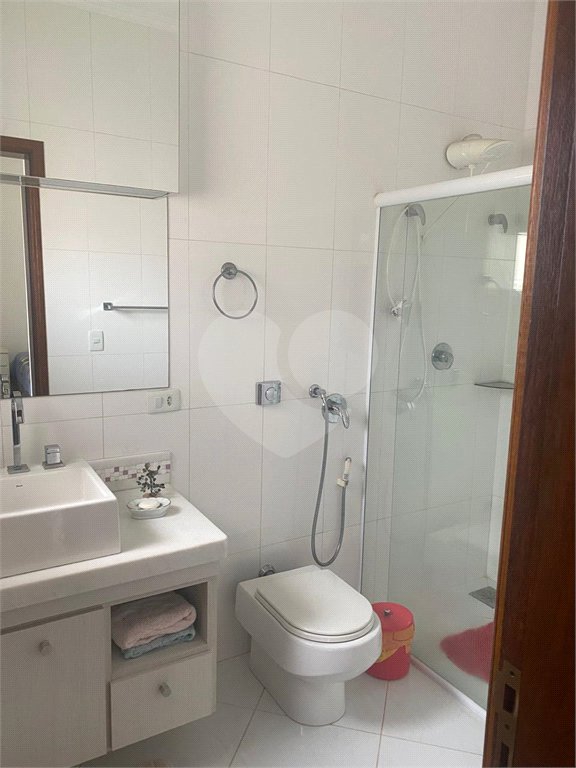 Casa à venda com 5 quartos, sendo 3 suítes, no condomínio Zuleika Jabour, Salto - SP
