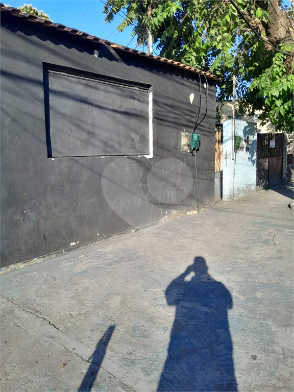 Casa à venda com 2 quartos em Campo Grande, Rio de Janeiro, RJ