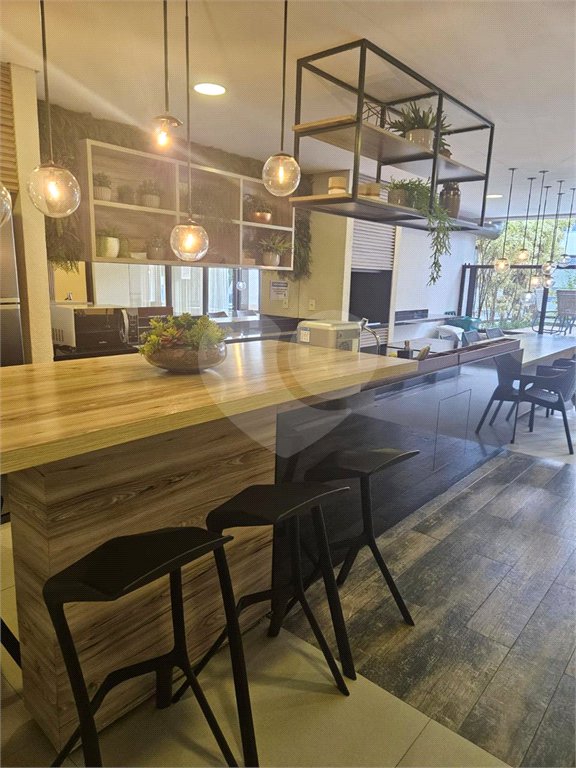 Apartamento à venda com 2 quartos, sendo 1 suíte,  em Pinheiros, São Paulo, SP