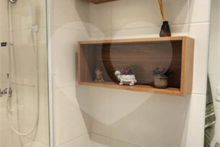 Apartamento à venda ou para alugar com 1 suíte em República, São Paulo, SP