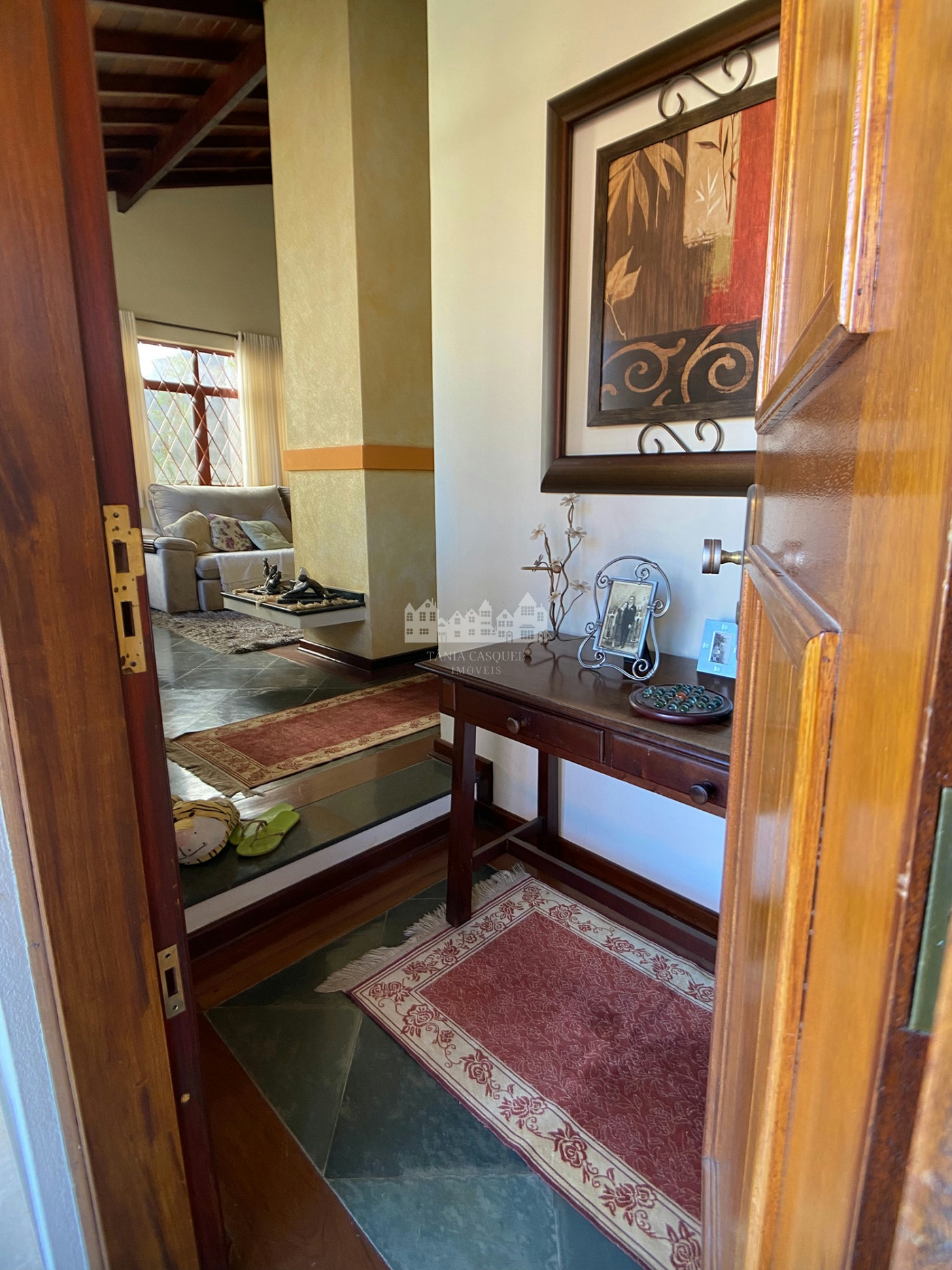 Casa à venda com 3 quartos, sendo 1 suíte, com vista deslumbrante em Recreio Maristela, Atibaia