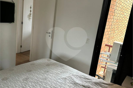 Apartamento à venda com 3 quartos, sendo 1 suíte, em Vila Monumento, São Paulo, SP