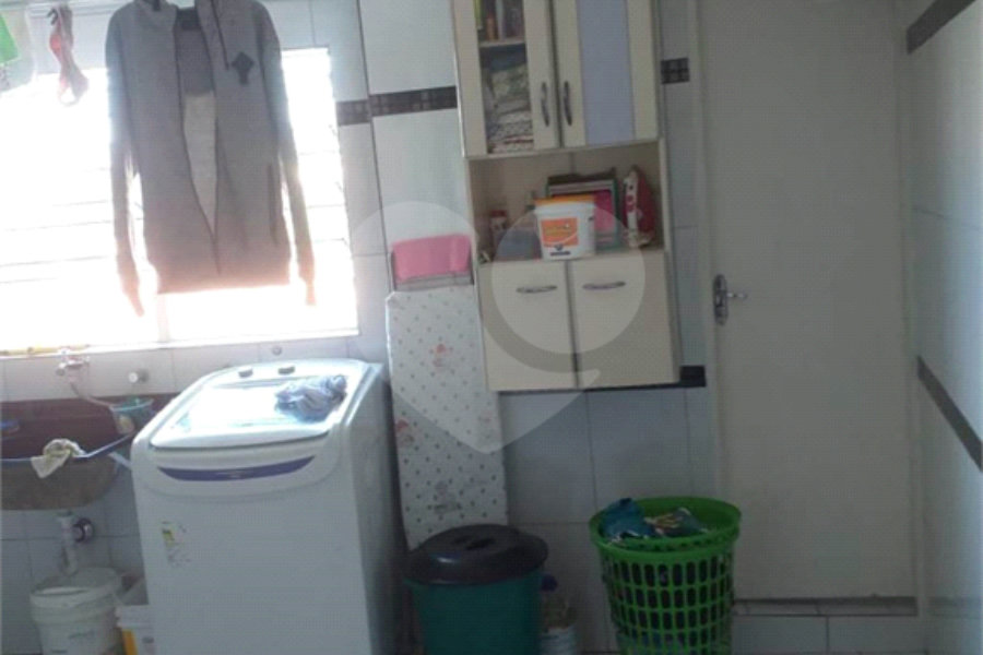 Sobrado à venda com 5 quartos, sendo 1 suíte, em Tremembé, São Paulo, SP
