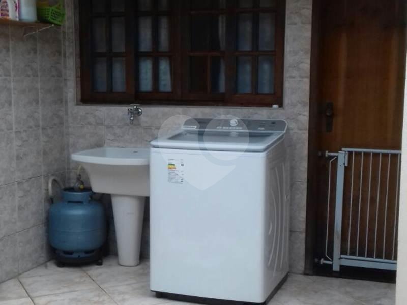 Casa à venda com 3 quartos, sendo 1 suíte, em Jardim Universo, Mogi das Cruzes, SP