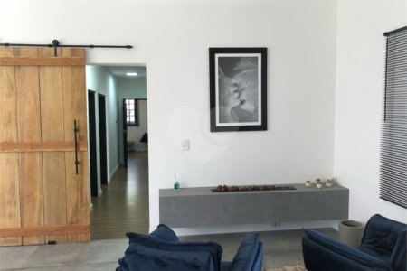 Chácara à venda com 6 quartos, sendo 2 suítes, em Jardim Brogotá, Atibaia, SP