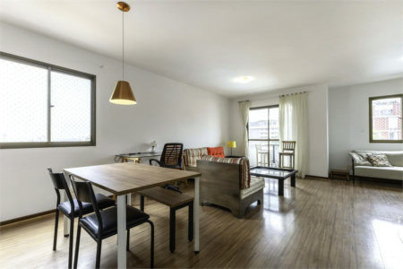 Apartamento à venda com 3 quartos, sendo 1 suíte, em Vila Madalena, São Paulo, SP