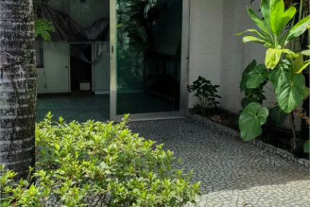 Casa à venda com 4 suítes em Vila Pirajussara, São Paulo, SP