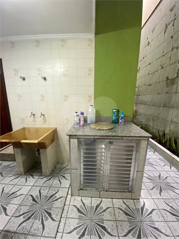 Sobrado à venda com 4 quartos, sendo 1 suíte, em Artur Alvim, São Paulo, SP