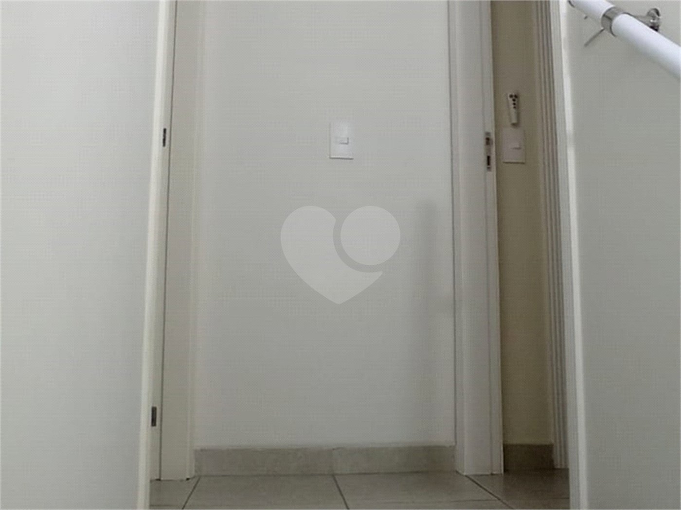 Casa à venda com 2 suítes no condomínio Residencial Pavoni I, São Paulo - SP
