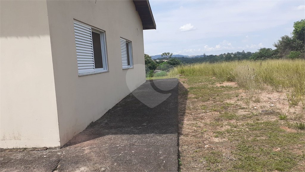 Chácara à venda com 4 quartos, sendo 1 suíte, em Vista Alegre, Vinhedo, SP