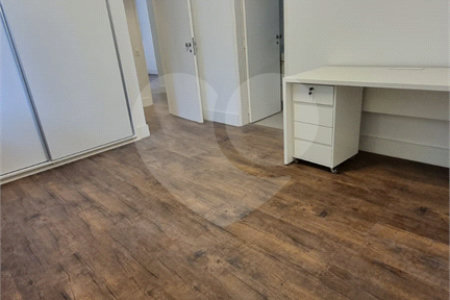 Apartamento à venda com 3 quartos, sendo 1 suíte, em Perdizes, São Paulo, SP