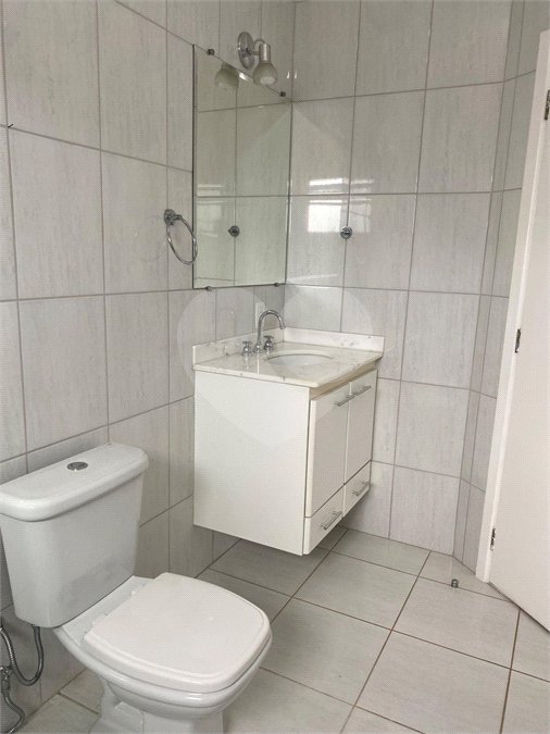 Casa para alugar com 3 quartos, sendo 1 suíte, no condomínio Reserva da Mata, Vinhedo - SP