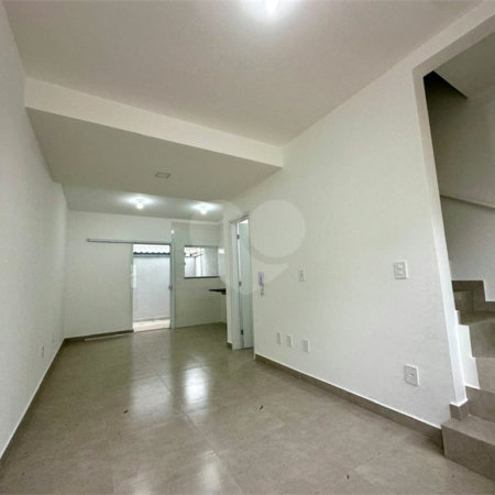 Casa à venda com 2 quartos no condomínio Residencial Vila Nova, Sorocaba - SP