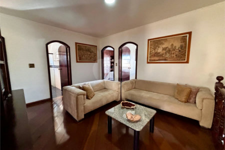 Sobrado à venda com 4 quartos, sendo 2 suítes, em Jardim Franca, São Paulo, SP