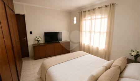 Casa à venda com 3 quartos, sendo 1 suíte,  em Guarapiranga, São Paulo, SP