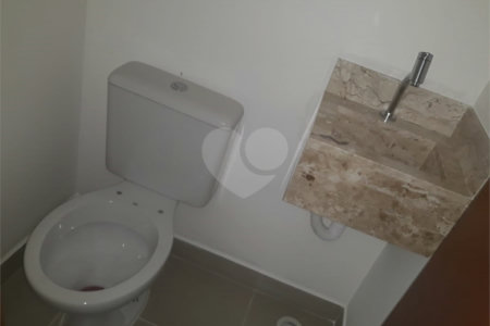 Casa à venda com 2 suítes no condomínio martinha, São Paulo - SP