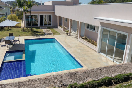 Casa à venda com 4 suítes no condomínio Horizonte Azul II, Itupeva - SP