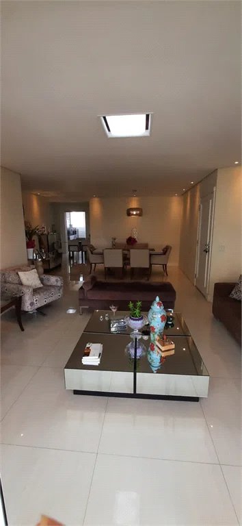 Apartamento à venda com 4 quartos, sendo 3 suítes,  em Cidade Monções, São Paulo, SP