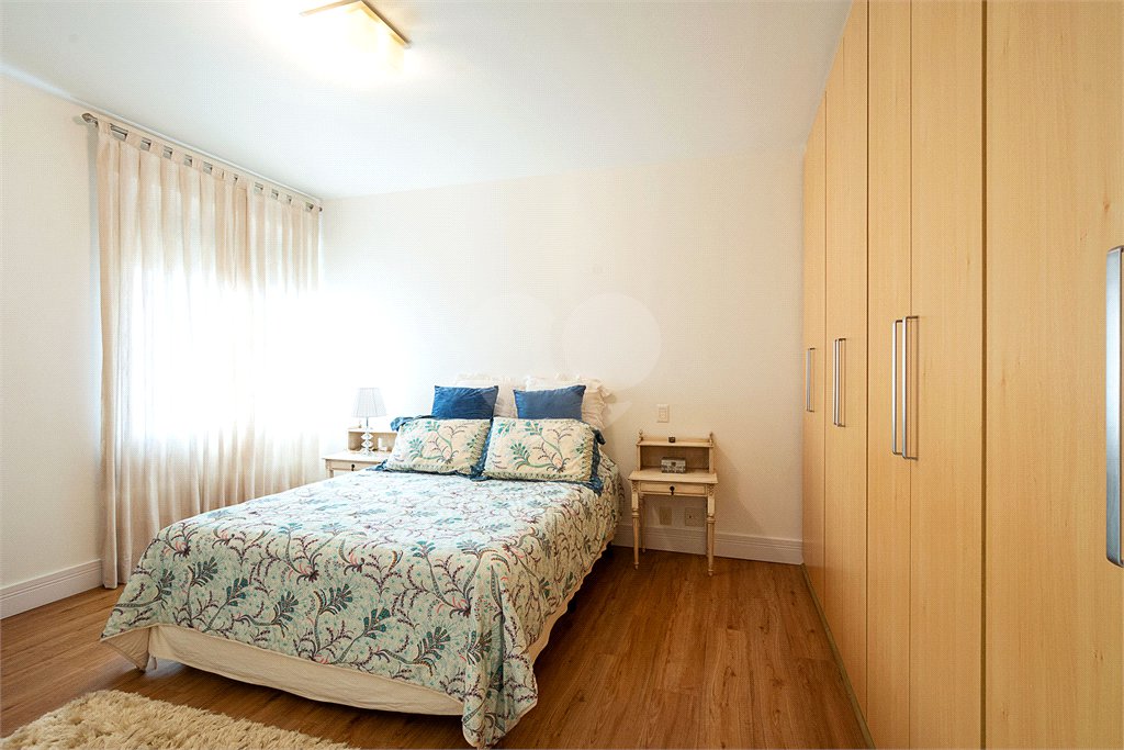 Apartamento à venda com 4 suítes em Jardim Marajoara, São Paulo, SP