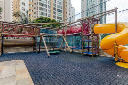 Apartamento à venda com 4 suítes em Campo Belo, São Paulo, SP