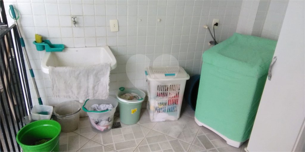 Casa à venda com 4 quartos, sendo 1 suíte, no condomínio Residencial Bom Pastor (casa de Vila)., Rio de Janeiro - RJ