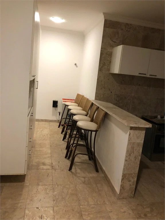 Casa à venda com 4 quartos, sendo 6 suítes, em Fazenda Morumbi, São Paulo, SP