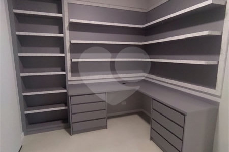 Casa à venda com 3 suítes no condomínio La Reserva Residencial, Atibaia - SP